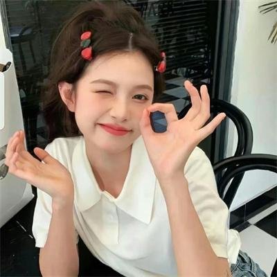 亚李、爸爸两个大盗